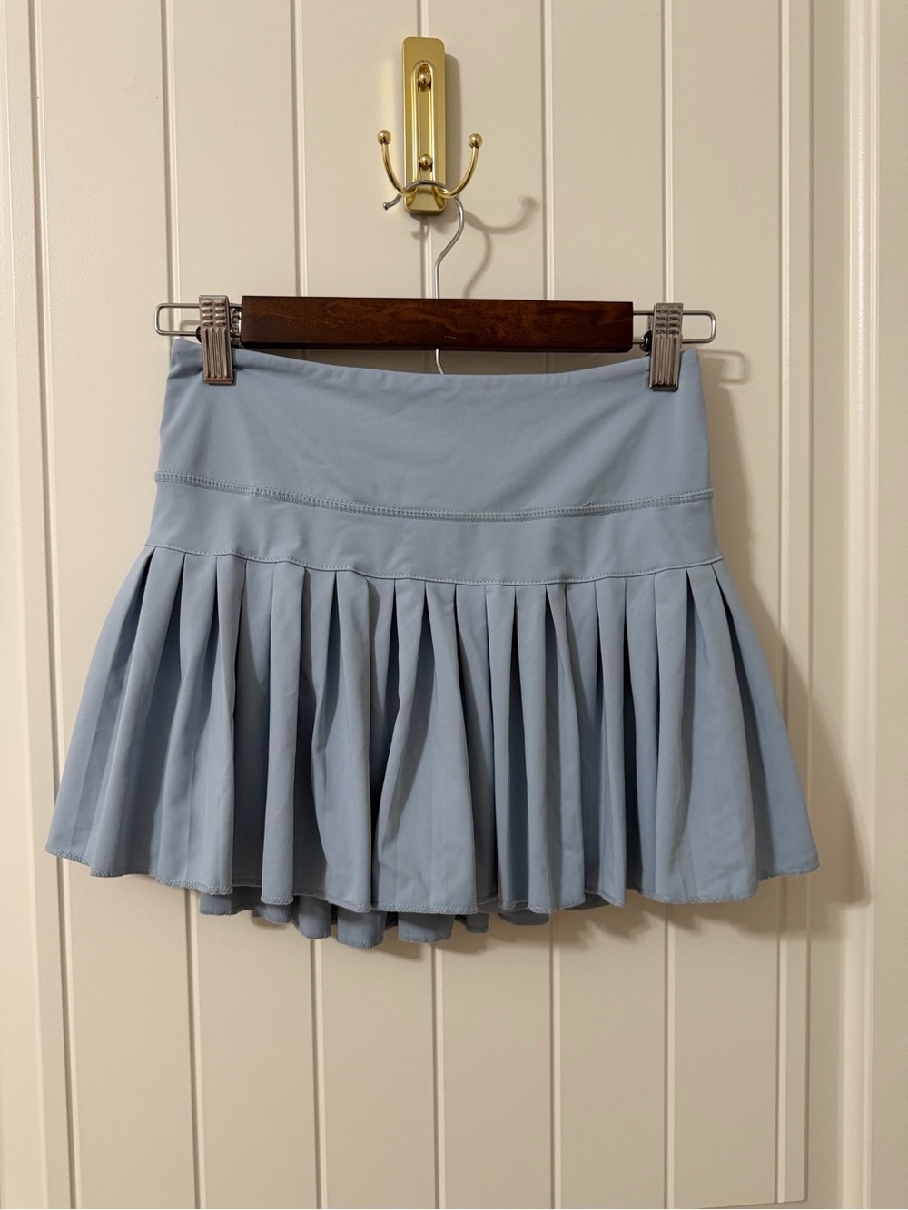 Gold Hinge Pleated Athletic skirt